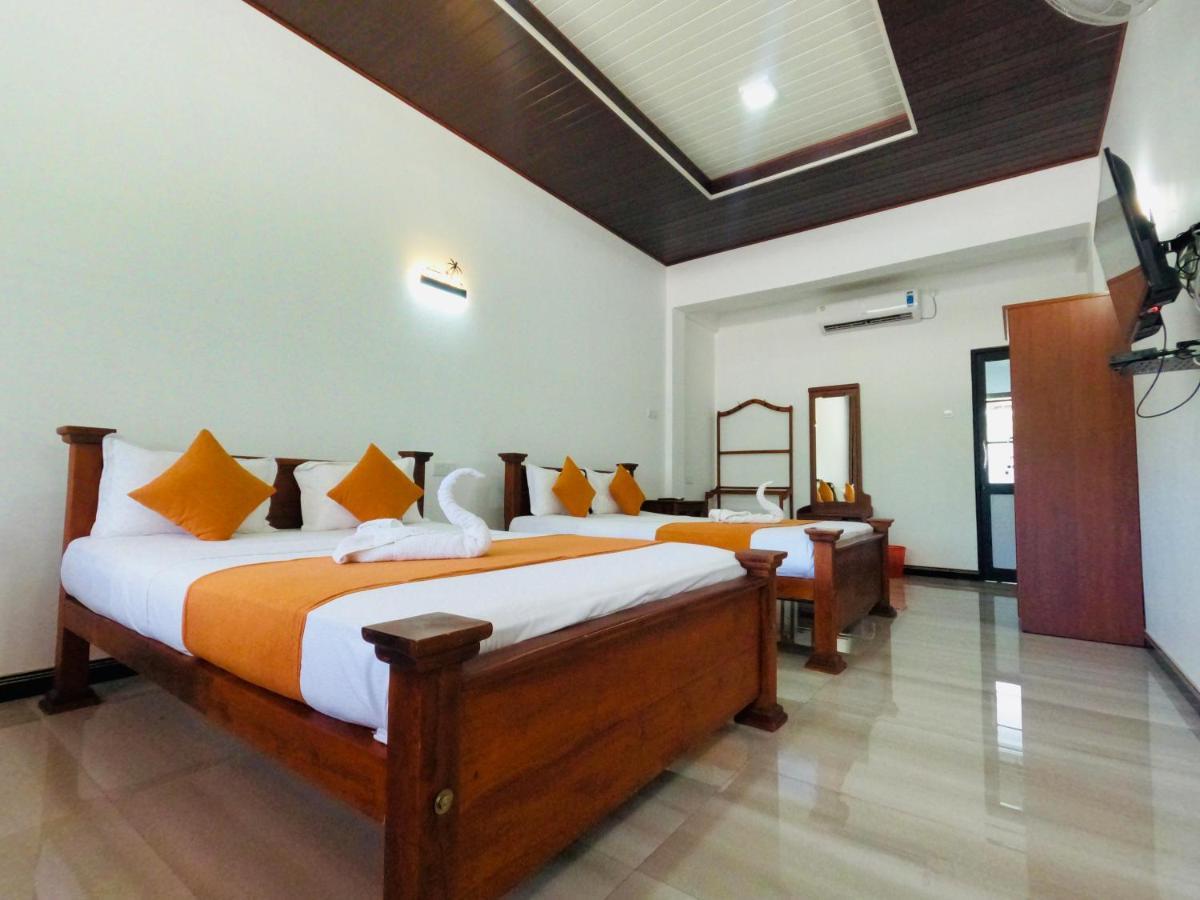 Ama Residence Matale Bagian luar foto