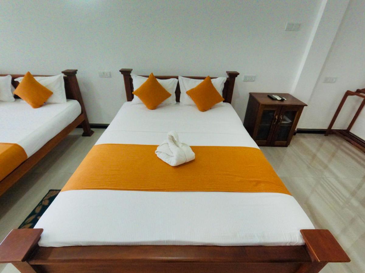 Ama Residence Matale Bagian luar foto