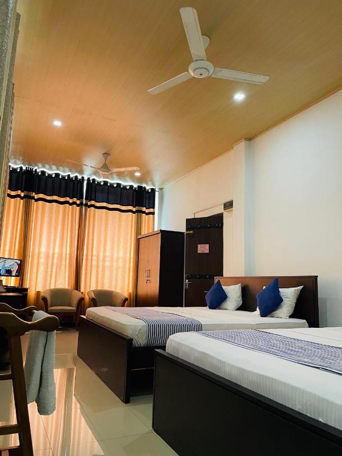 Ama Residence Matale Bagian luar foto